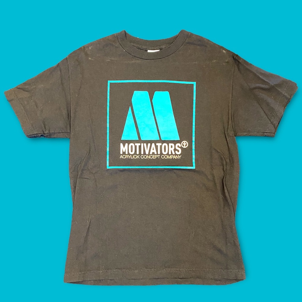 acrylick MOTIVATORS t-shirt